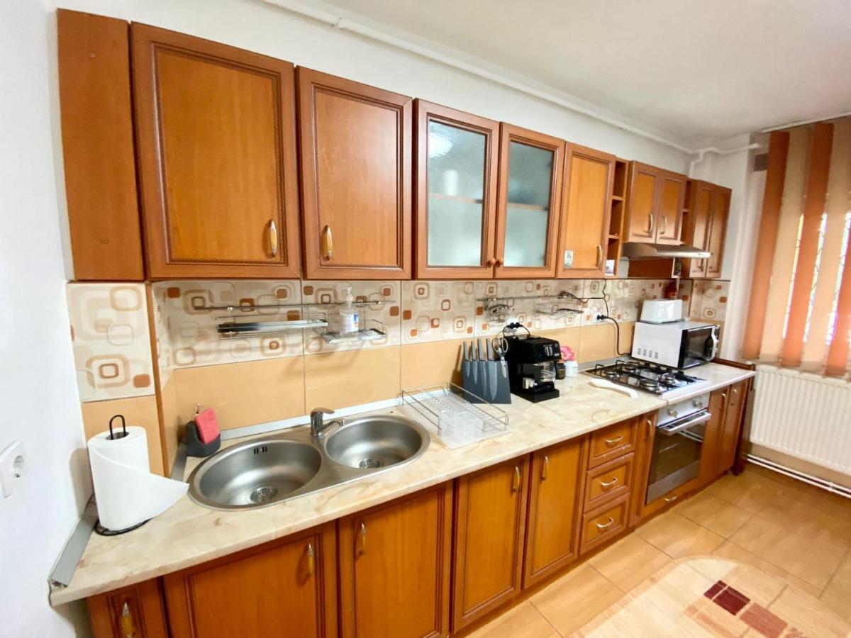 Jad - Familiy 4 - Near Forest - Racadau Apartment Brasov